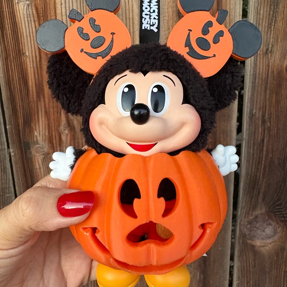 Mickey Mouse Halloween Pumpkin set